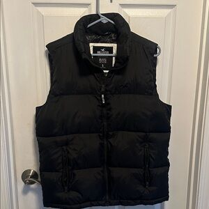 Hollister Men's Dark Puffer Vest